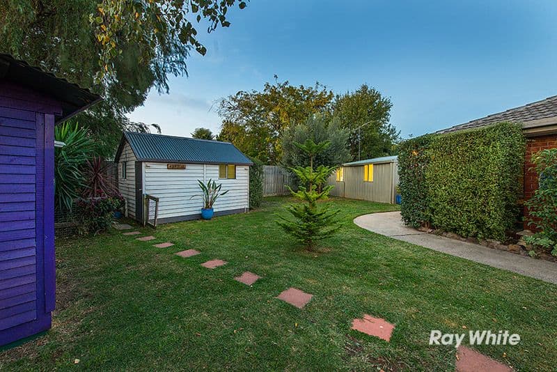 2 South Charles Court, Cranbourne VIC 3977, Cranbourne - Image 1