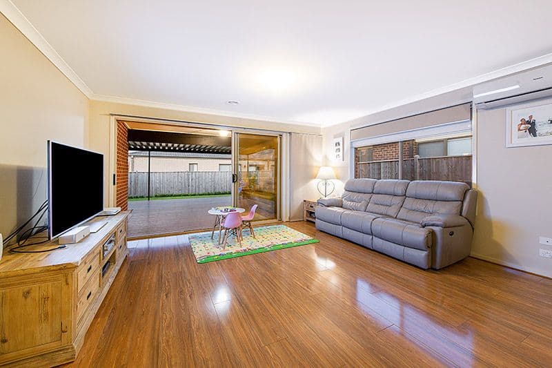34 Quarters Boulevard, Cranbourne West VIC 3977, Cranbourne West - Thumbnail 5