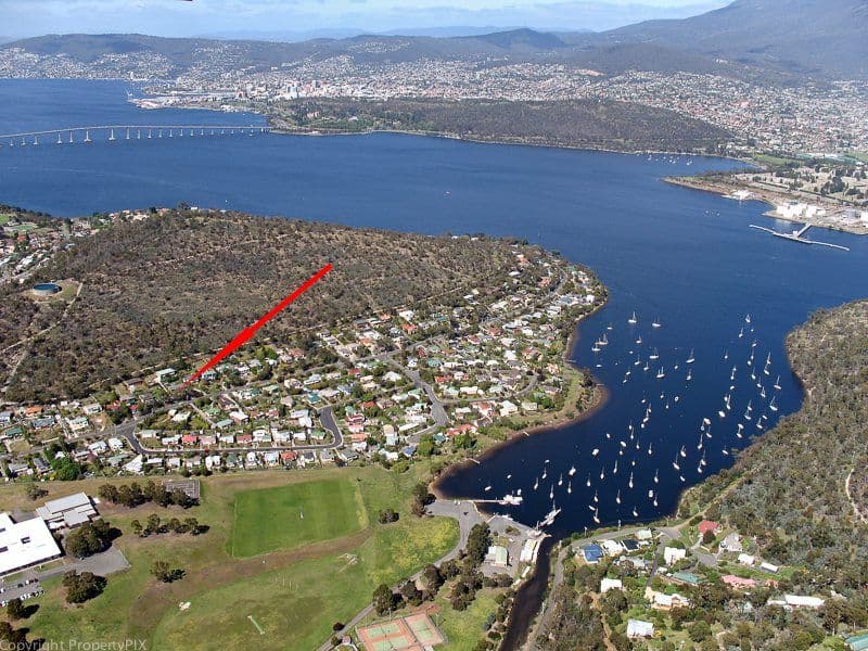 32 Derwent Avenue, GEILSTON BAY TAS 7015, Geilston Bay - Thumbnail 2