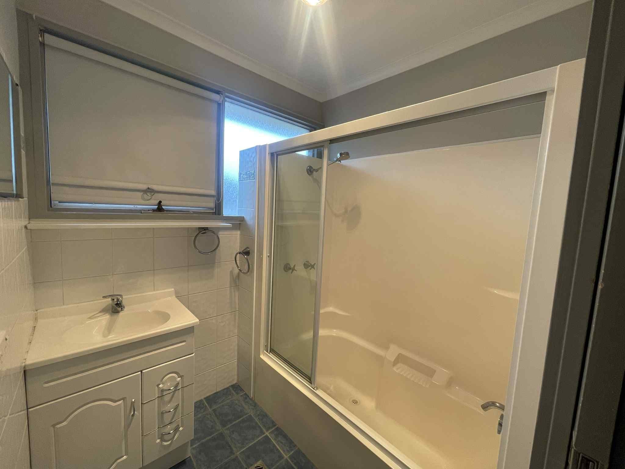 54 MIDDLETON Avenue, Griffith NSW 2680, Griffith - Thumbnail 6