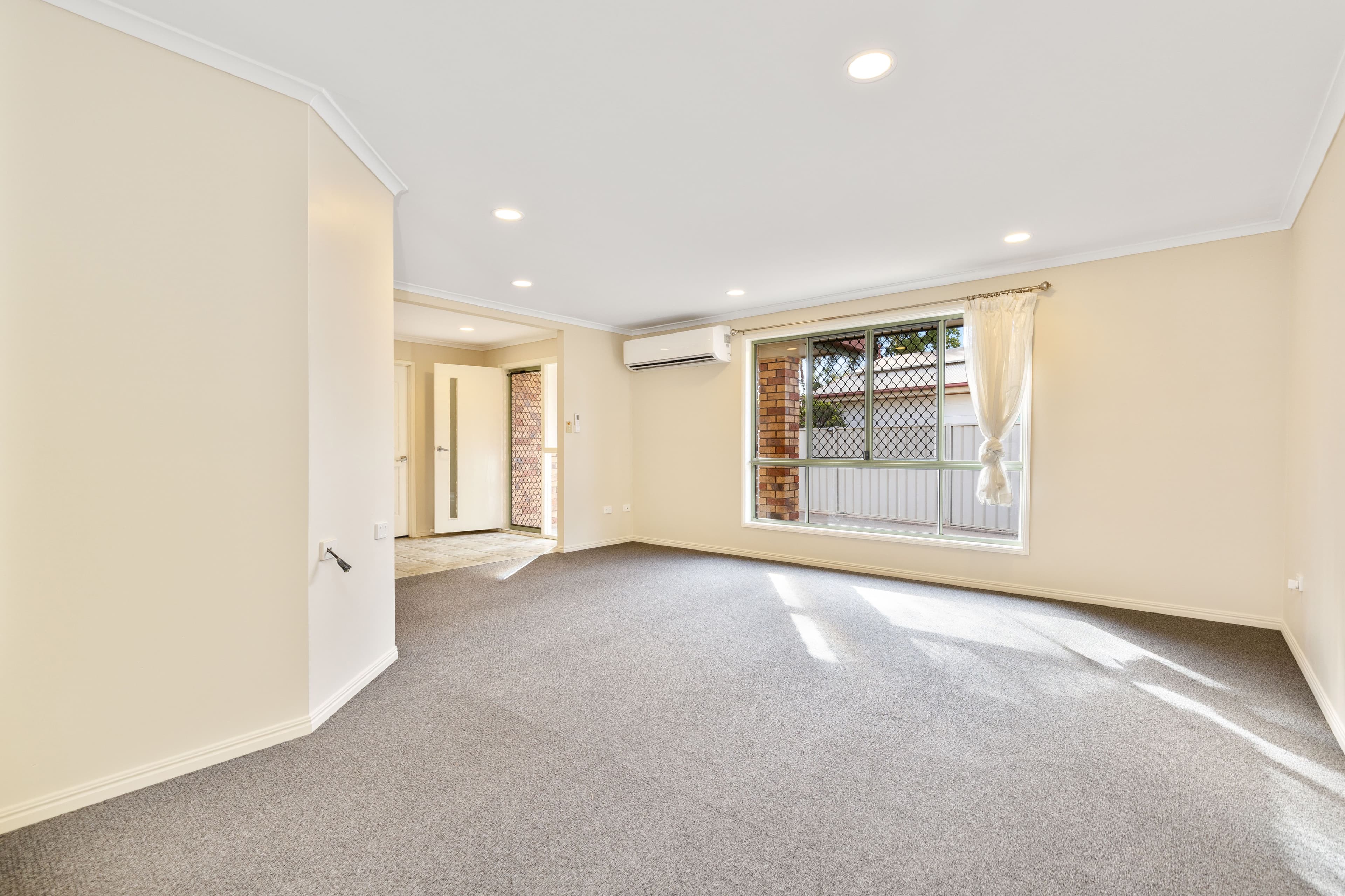 7 Crystal Court, Emerald QLD 4720, Emerald - Thumbnail 7