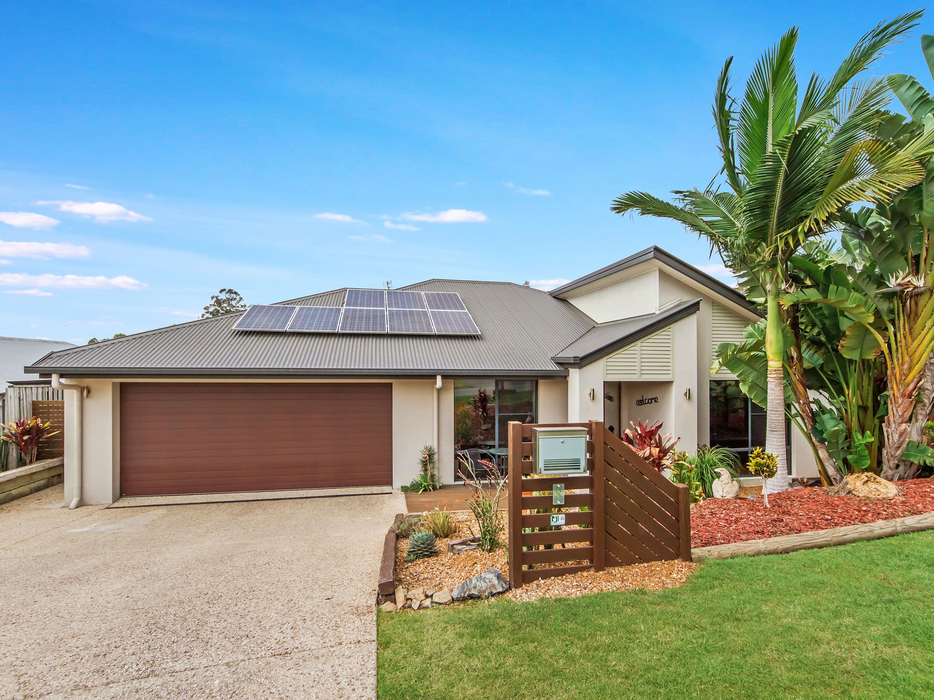 8 Saddle Back Street, Upper Coomera QLD 4209, Upper Coomera - Thumbnail 2