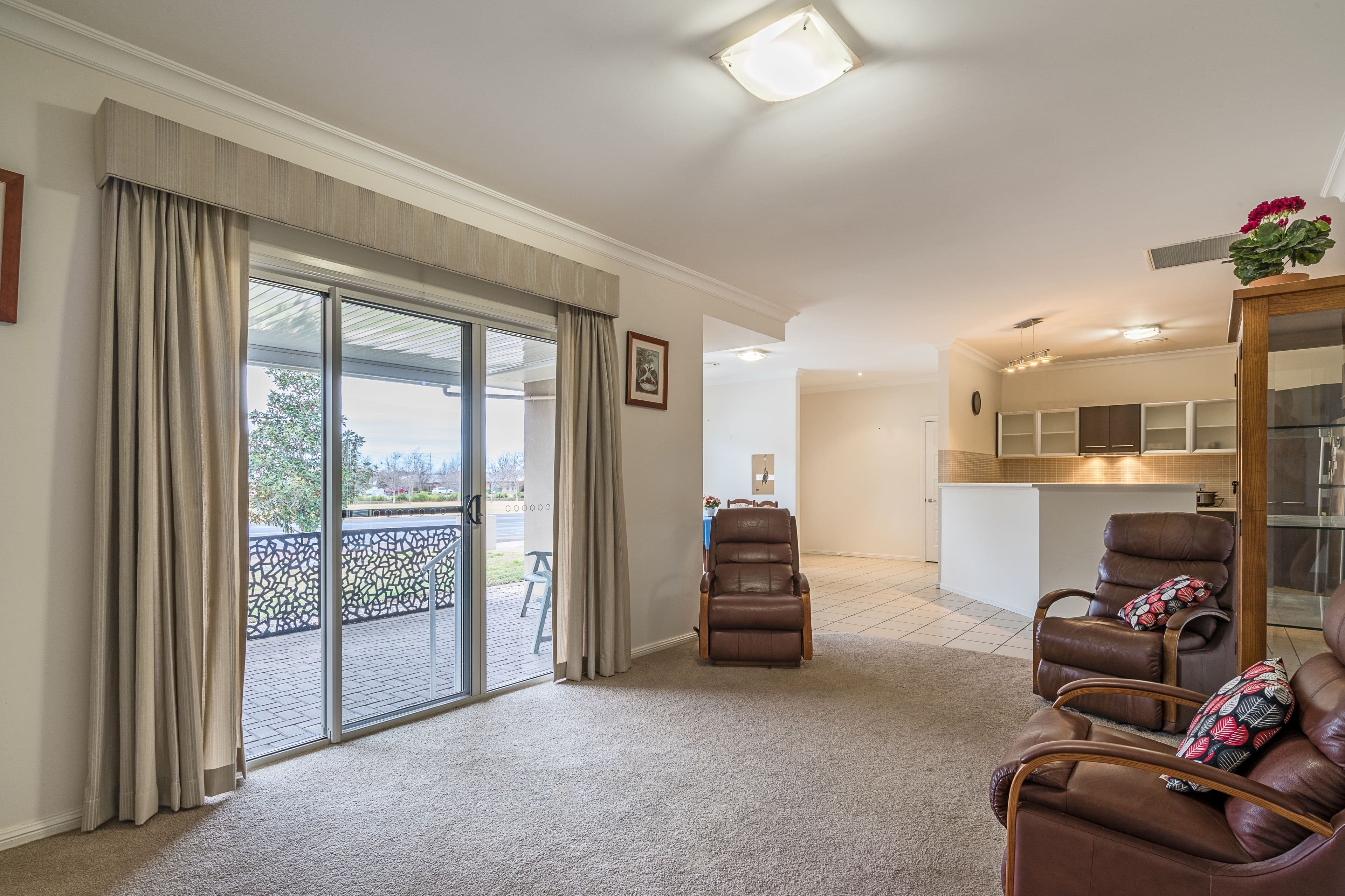 513 Wheelers Lane, Dubbo - Thumbnail 3