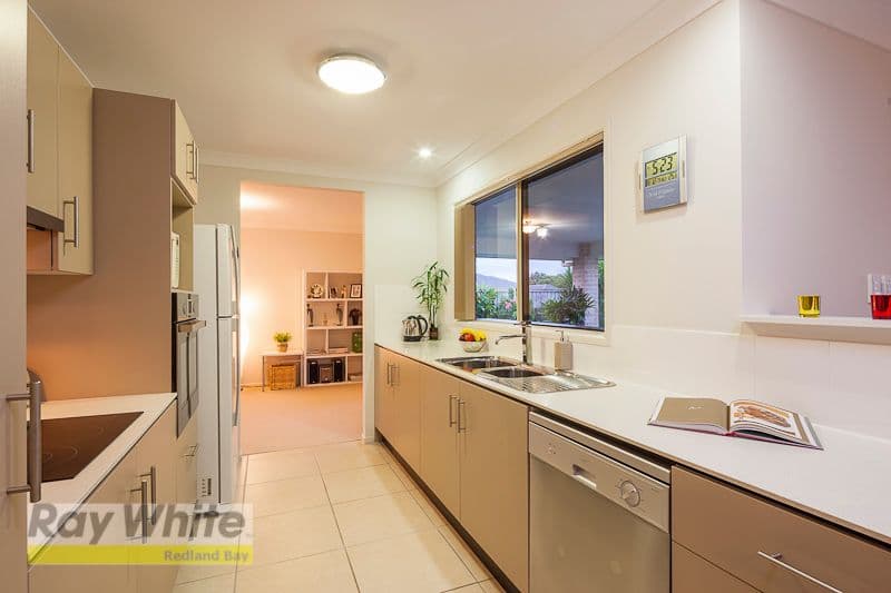 15 Forrest Street, REDLAND BAY QLD 4165, Redland Bay - Thumbnail 4
