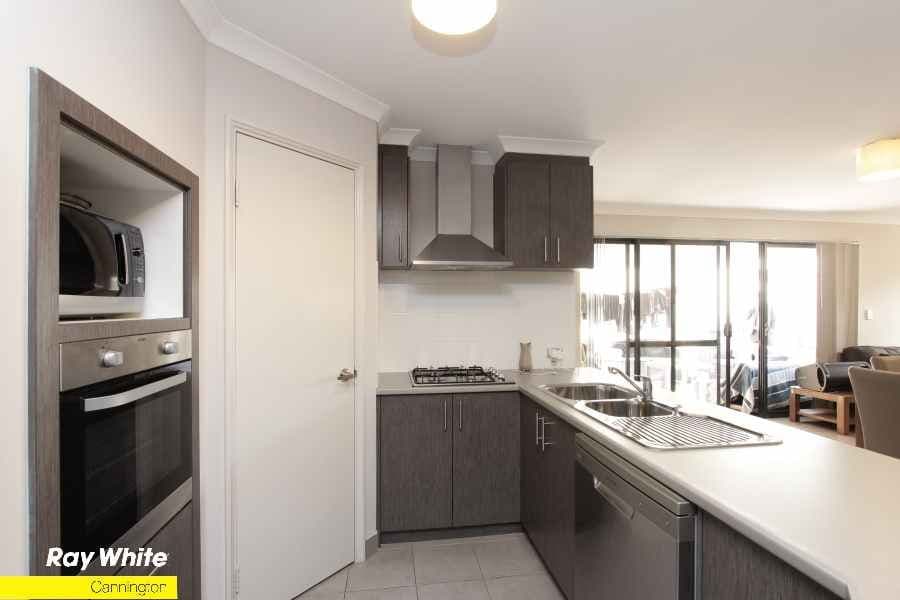 39 Russell Street, EAST CANNINGTON WA 6107, East Cannington - Thumbnail 2