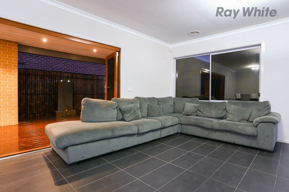 5 Hobart Way, Taylors Hill VIC 3037, Taylors Hill - Thumbnail 5