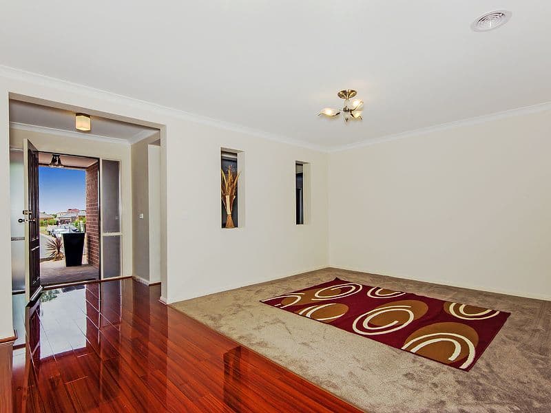 8 Murdeduke Crescent, WYNDHAM VALE VIC 3024, Wyndham Vale - Thumbnail 4