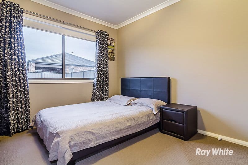 16 San Fratello Street, Clyde North VIC 3978, Clyde North - Thumbnail 8