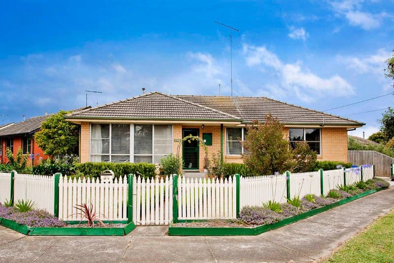 204 St Albans Road, BREAKWATER VIC 3219, Breakwater - Image 1