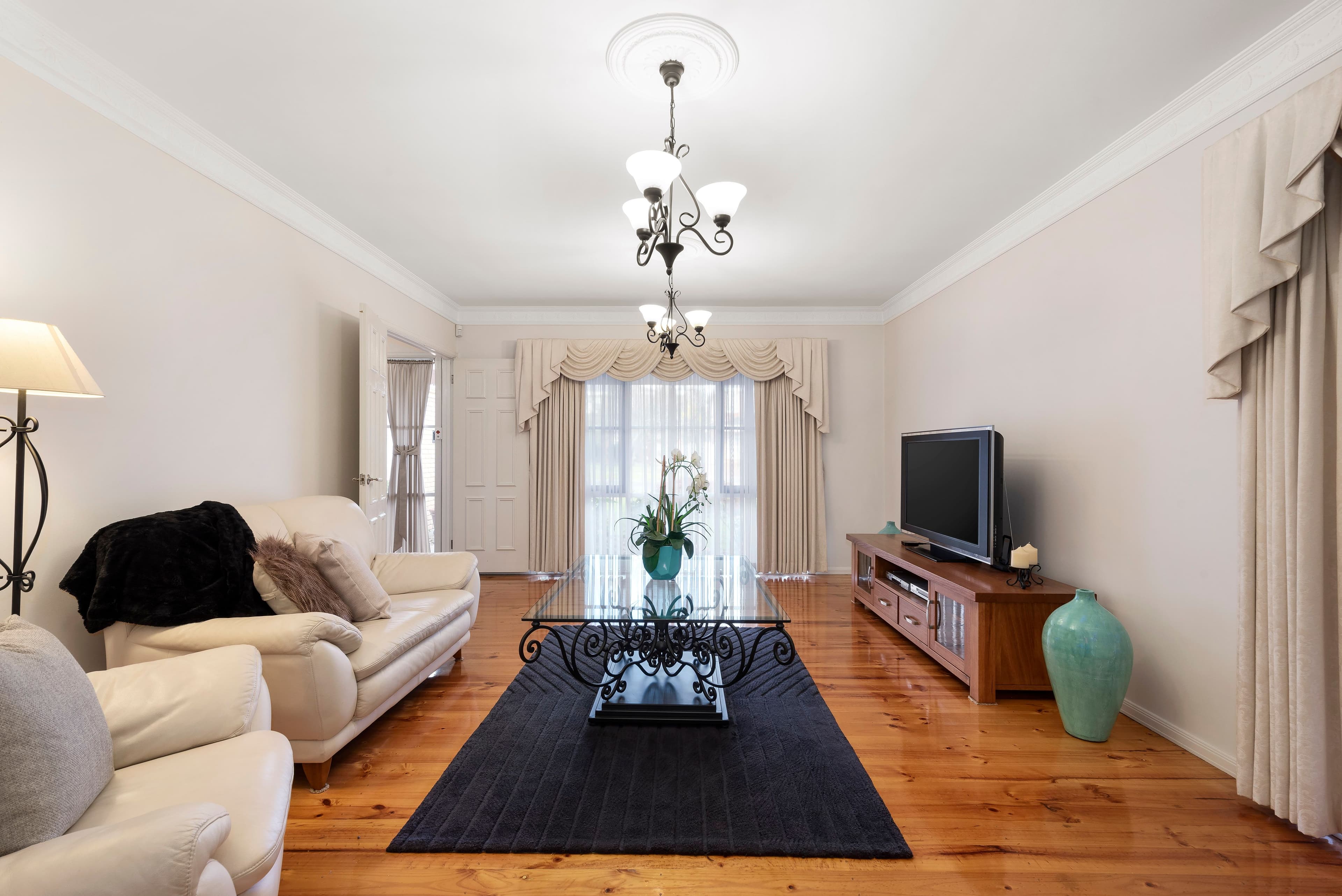 13 Damian Place, Wantirna South VIC 3152, Wantirna South - Thumbnail 2