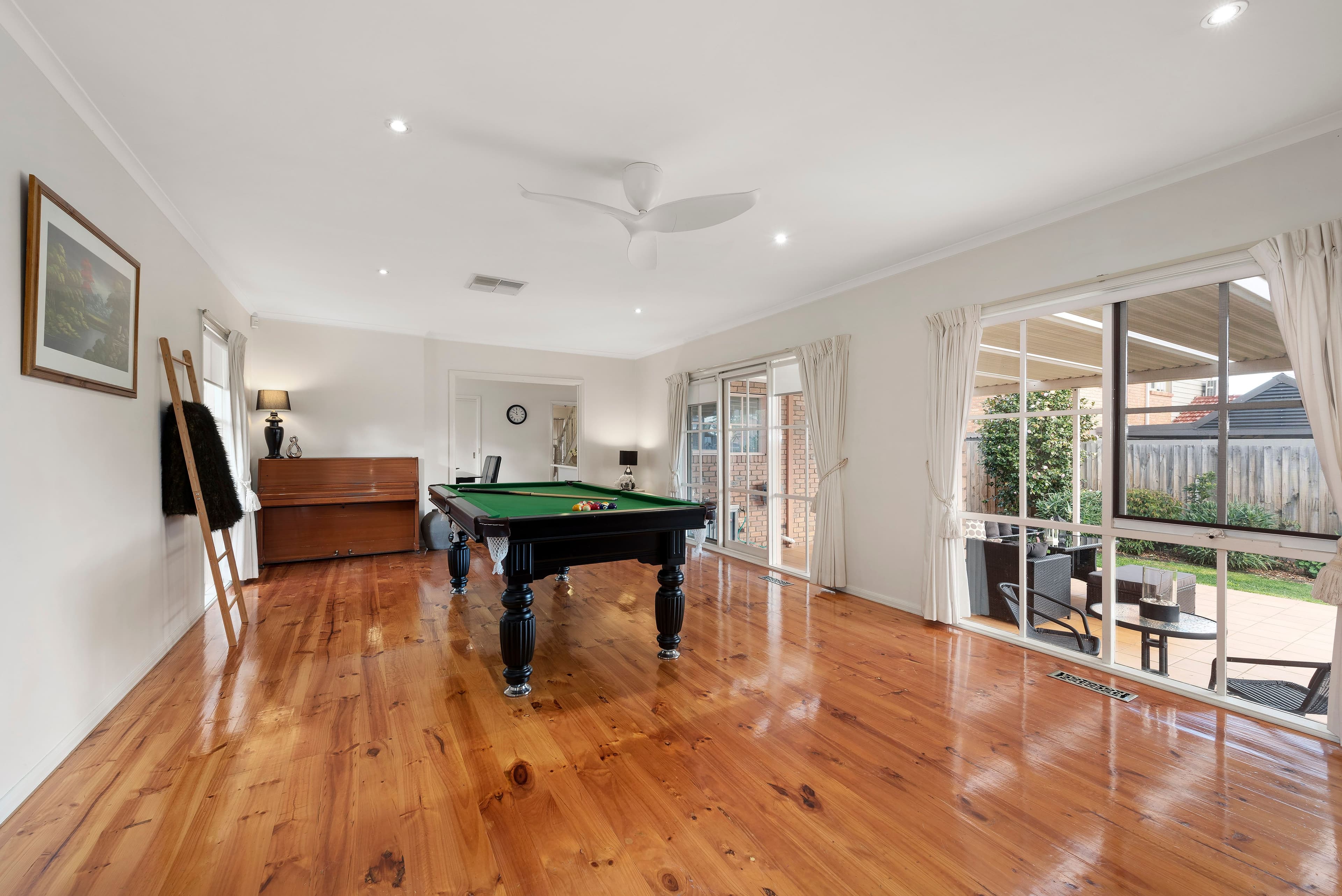 13 Damian Place, Wantirna South VIC 3152, Wantirna South - Thumbnail 3