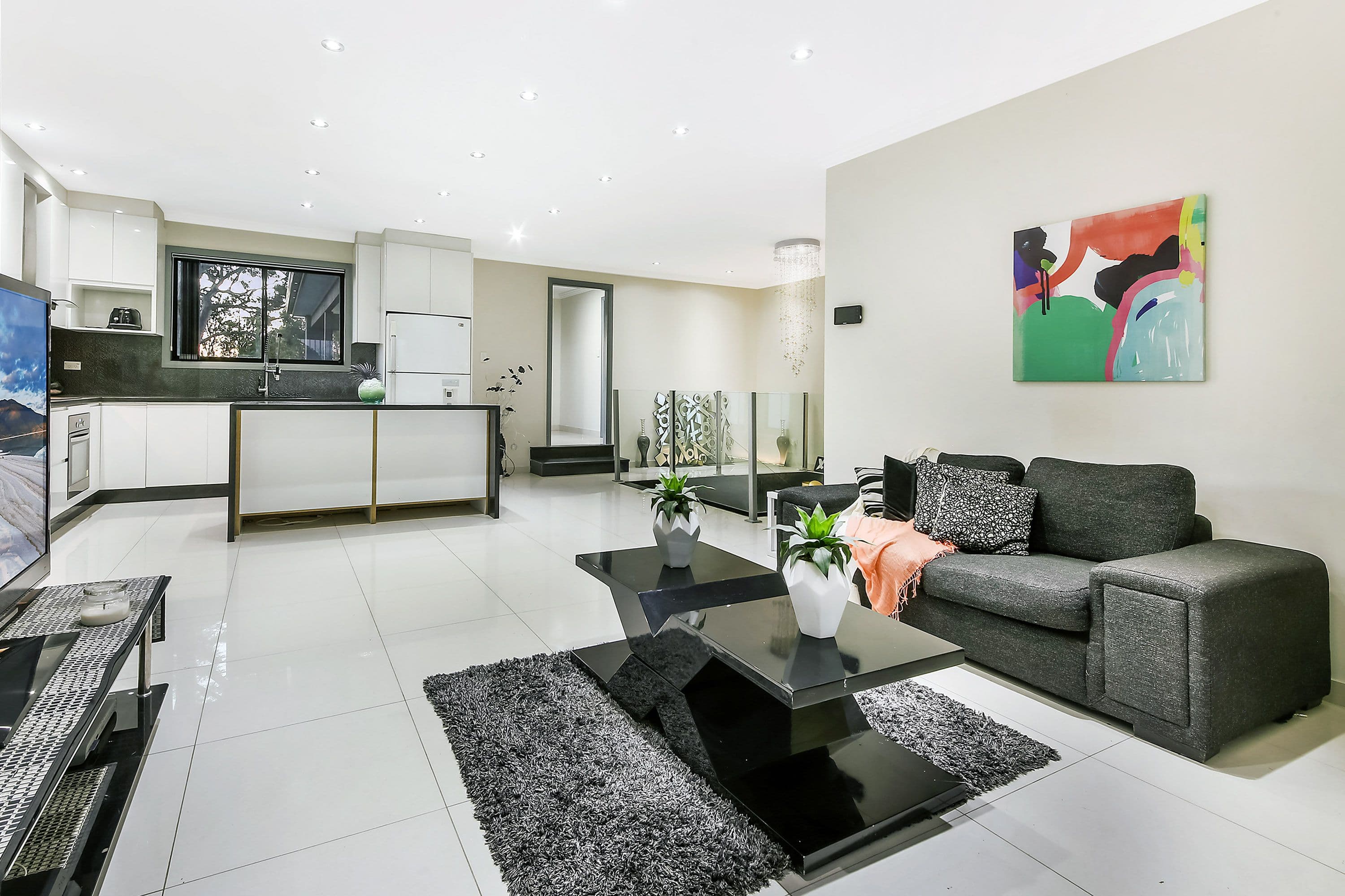 8 Mountview Avenue, Chester Hill - Thumbnail 7