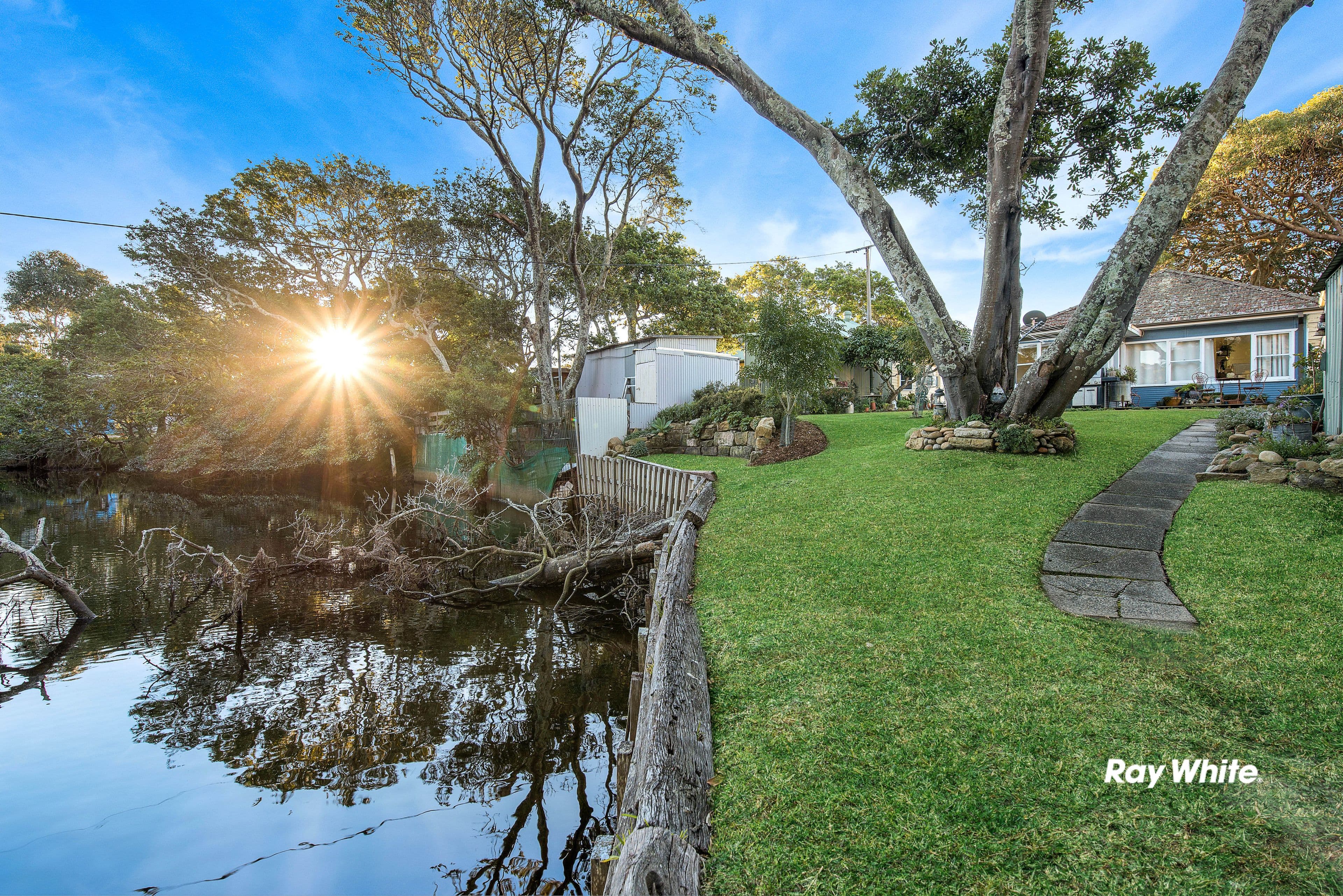 33 Bundeena Drive, Bundeena - Thumbnail 3