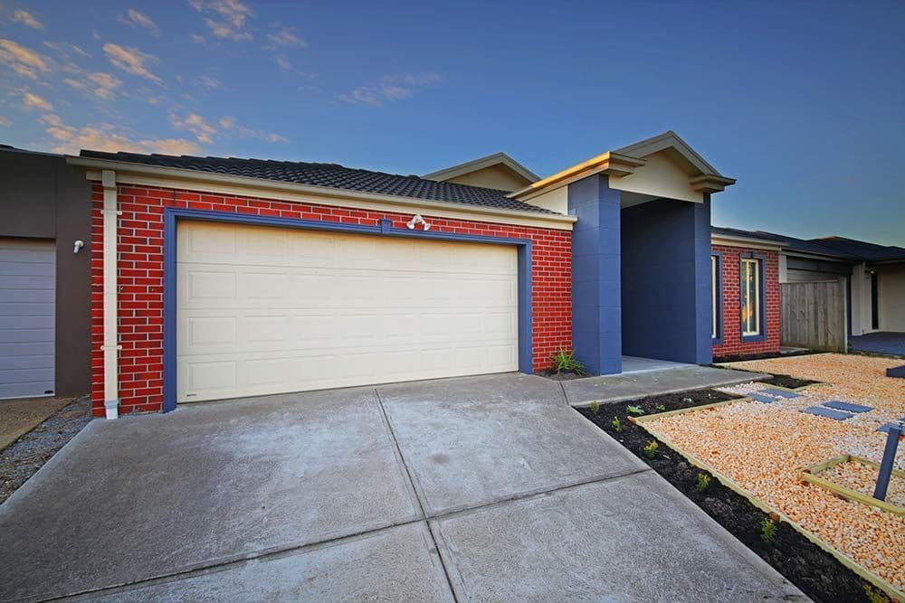 93 Urban Drive, Williams Landing VIC 3027, Williams Landing - Thumbnail 2