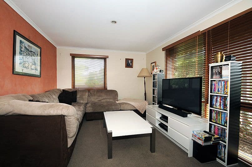 56 Carrington Crescent, Carrum Downs VIC 3201, Carrum Downs - Thumbnail 4