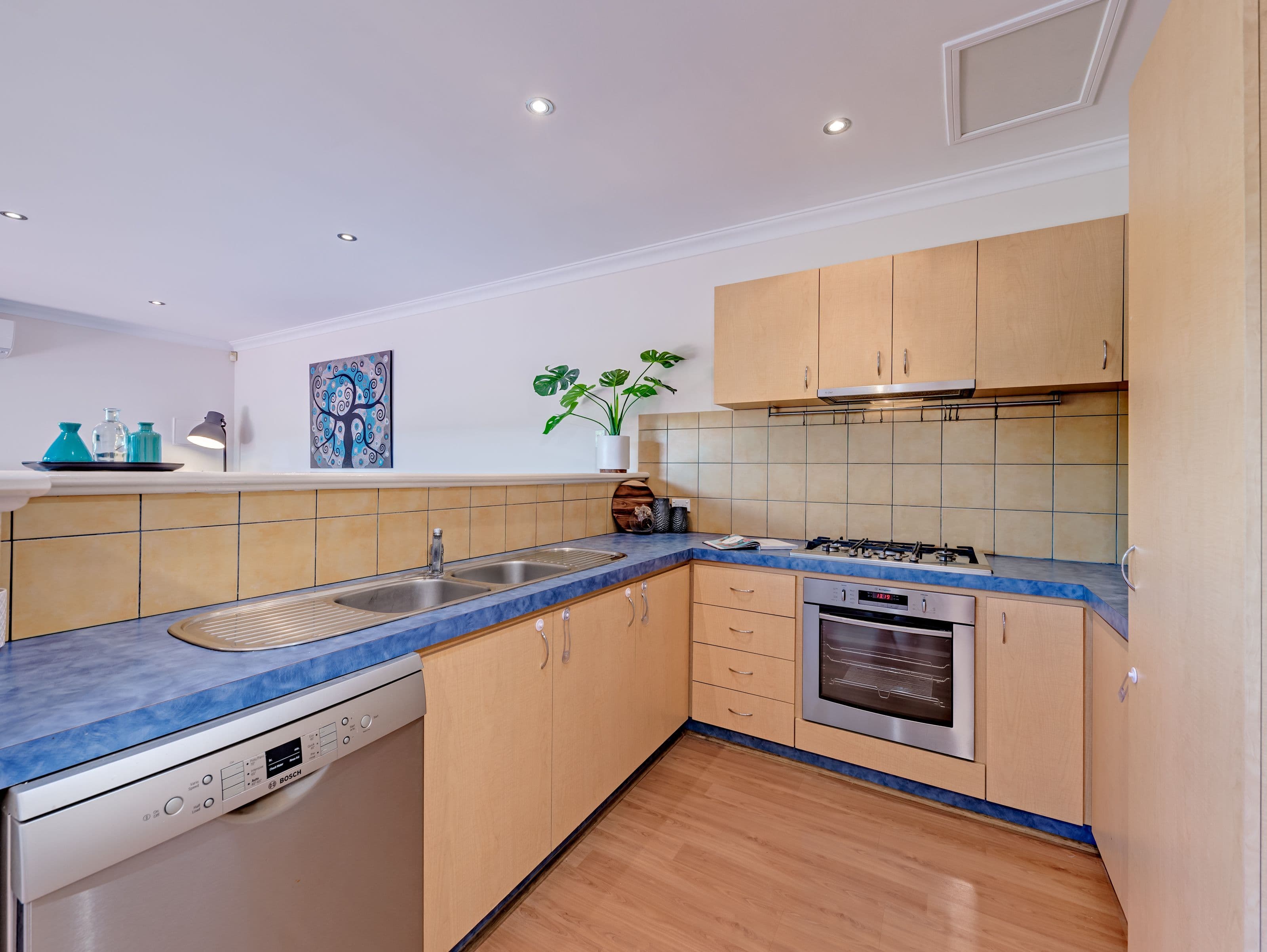 276 Whatley Crescent, Maylands WA 6051, Maylands - Thumbnail 6
