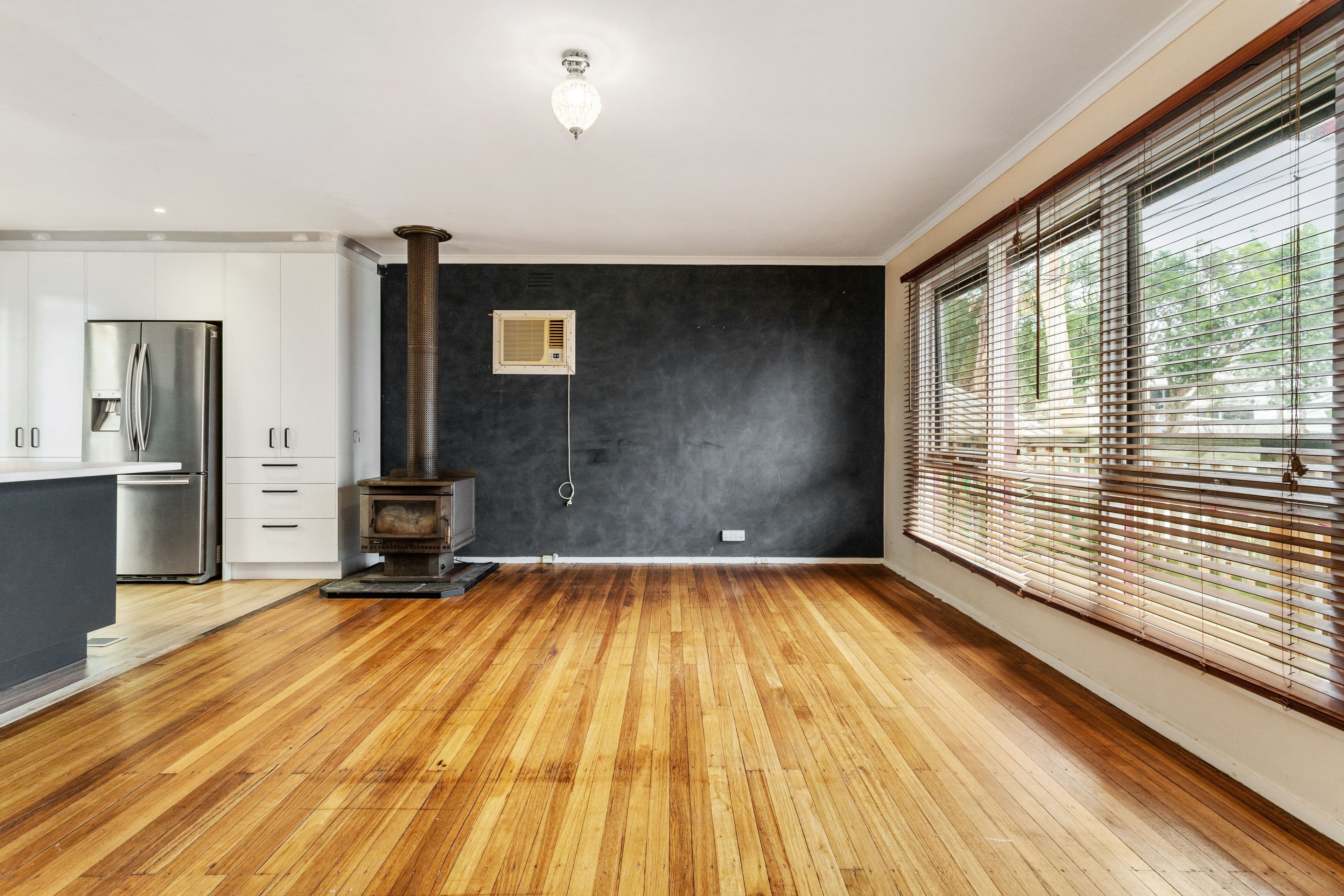 20 Carawa Street, Mooroolbark VIC 3138, Mooroolbark - Thumbnail 2