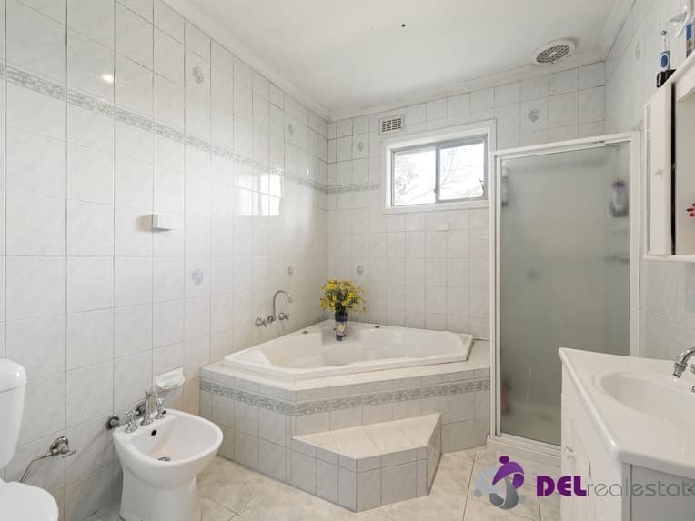 123 Bakers Road, Dandenong North, Dandenong North - Thumbnail 6