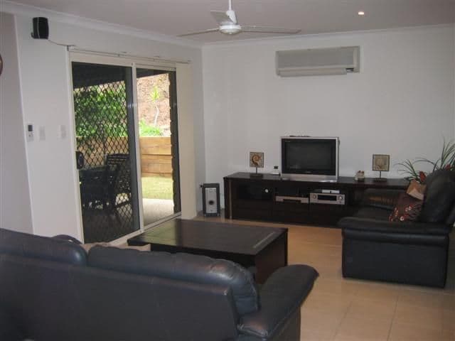16 Barreenong Street, GLADSTONE QLD 4680, Gladstone - Thumbnail 3