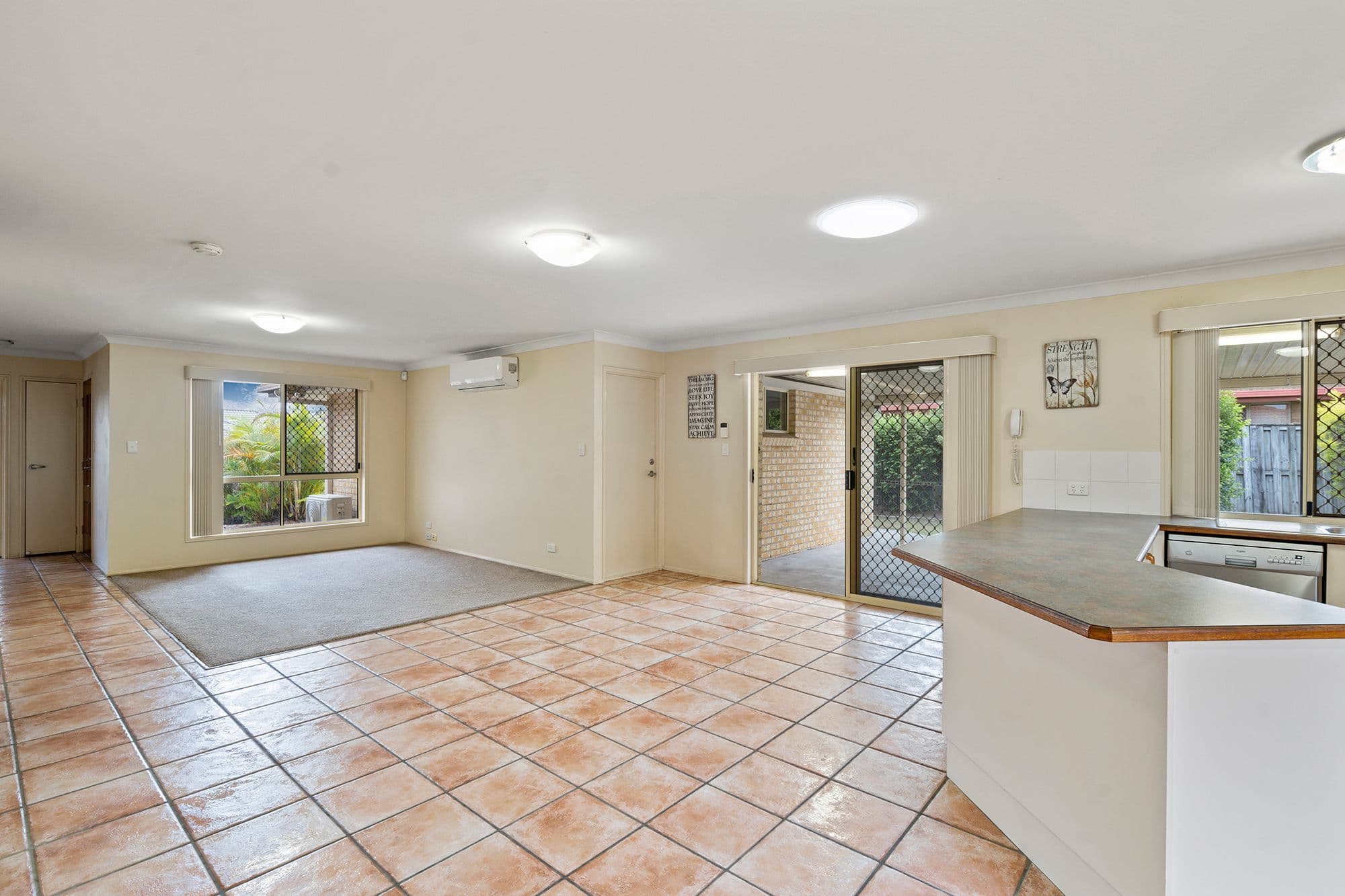 9 Hudson Street, Calamvale QLD 4116, Calamvale - Thumbnail 4