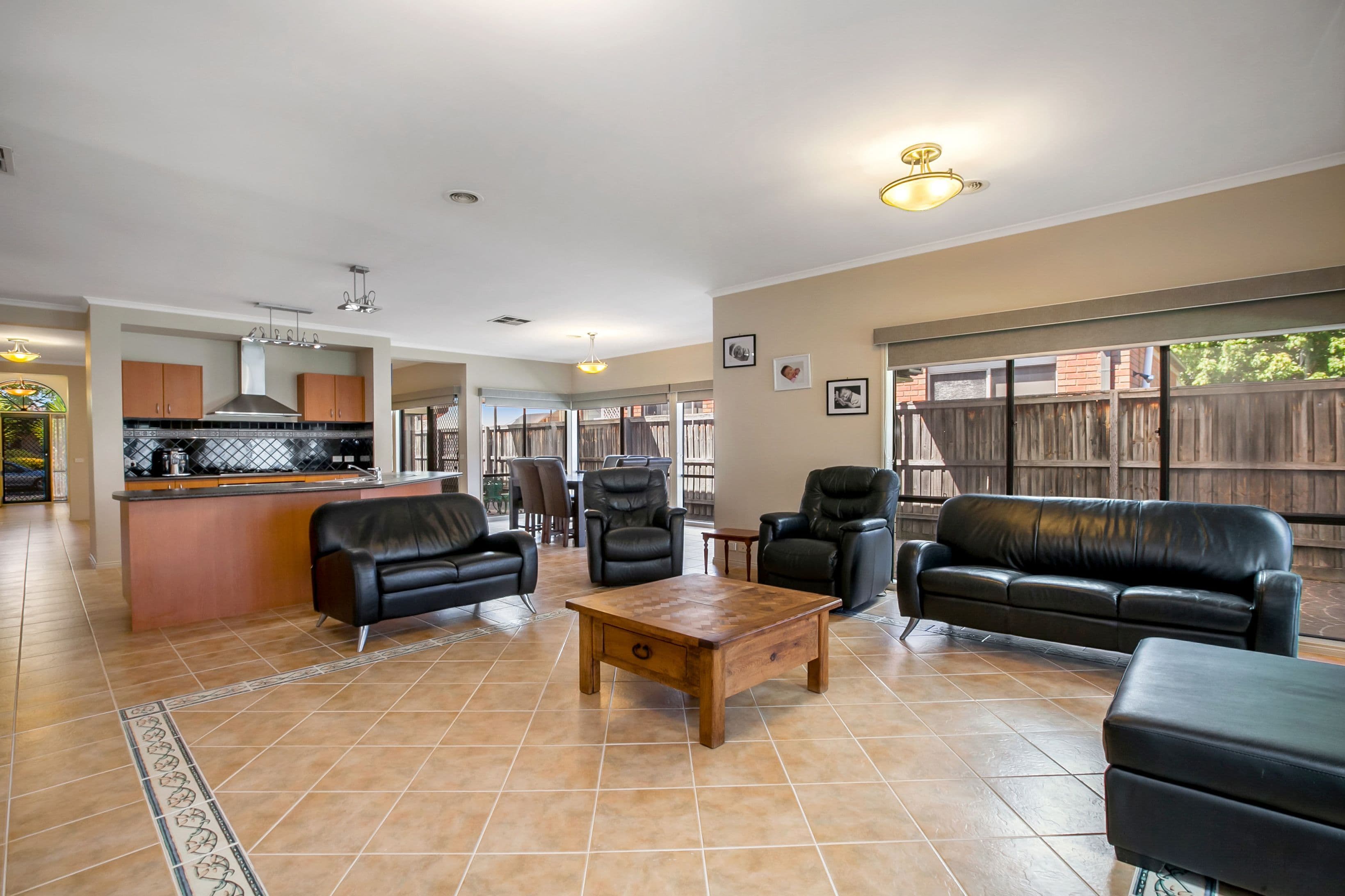 7 Masked Owl Road, South Morang VIC 3752, South Morang - Thumbnail 2