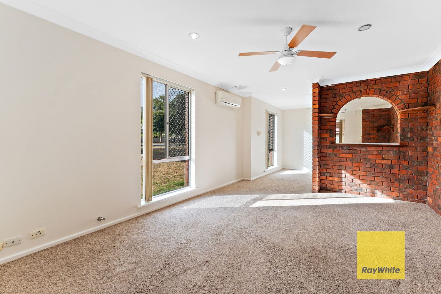 118 Hume Road, Thornlie WA 6108, Thornlie - Thumbnail 3