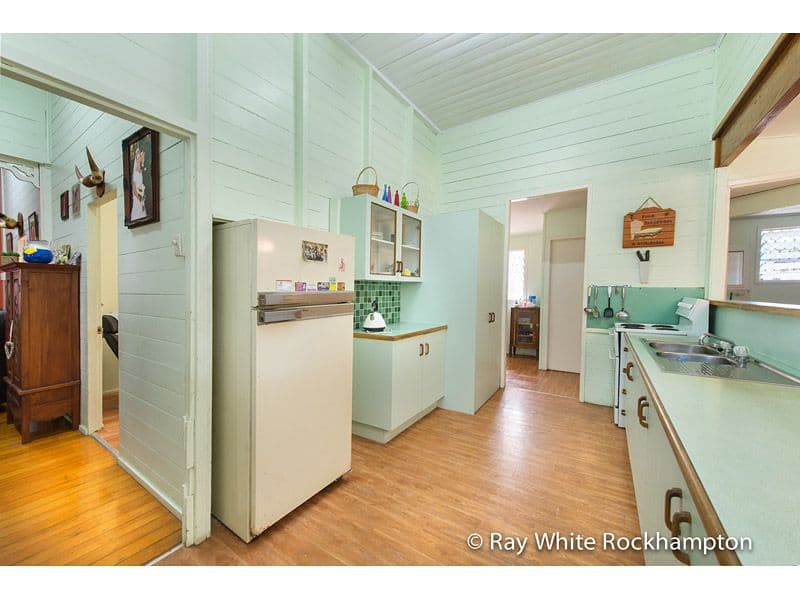 43 West Street, THE RANGE QLD 4700, The Range - Thumbnail 5