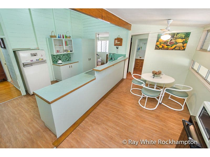 43 West Street, THE RANGE QLD 4700, The Range - Thumbnail 6