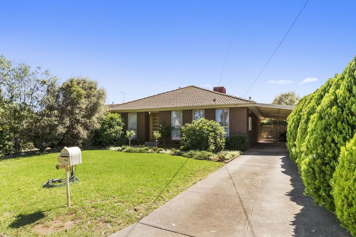 7 Warain Court, Werribee VIC 3030, Werribee - Thumbnail 2
