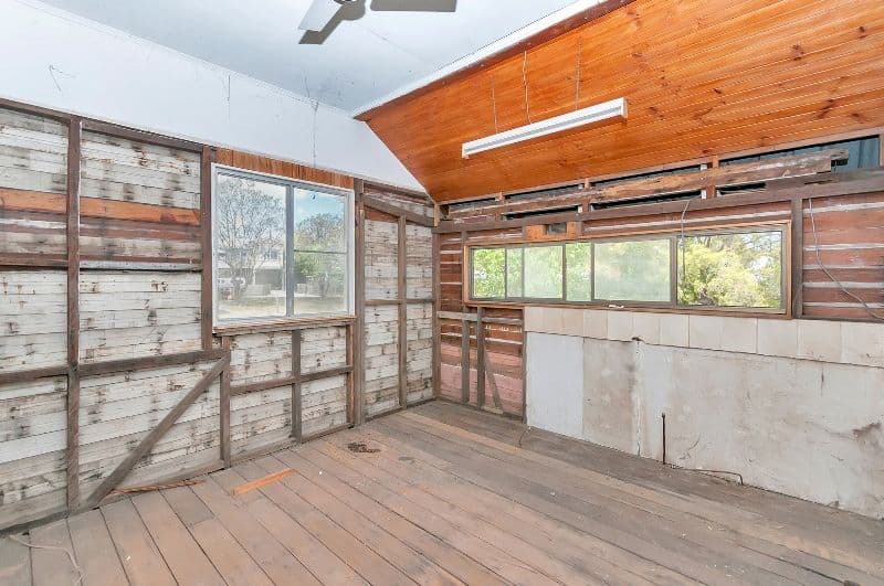 32 Pelican Street, North Ipswich QLD 4305, North Ipswich - Thumbnail 2