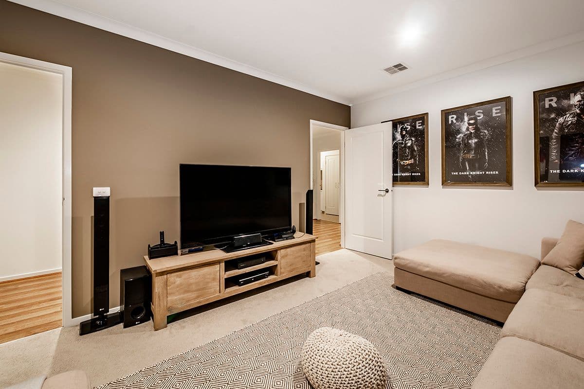 32 Strettle Crescent, Cranbourne North VIC 3977, Cranbourne North - Thumbnail 7