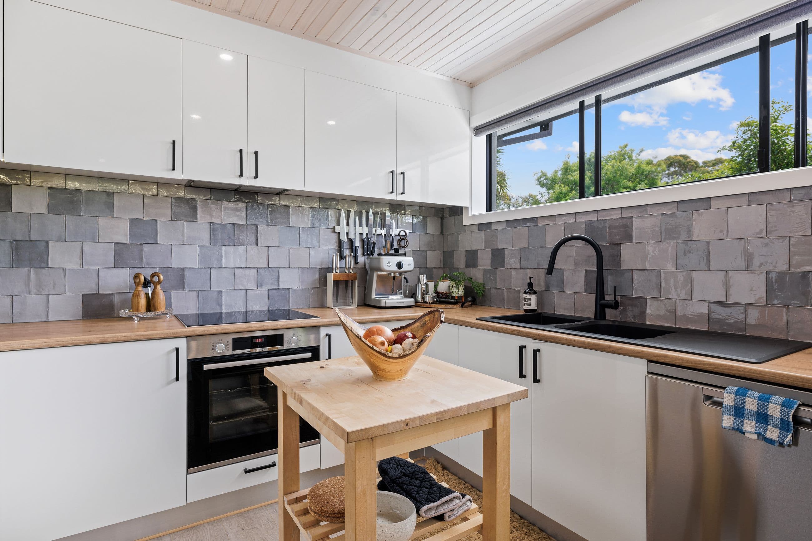 4 Highland Avenue, Cowes VIC 3922, Cowes - Thumbnail 6