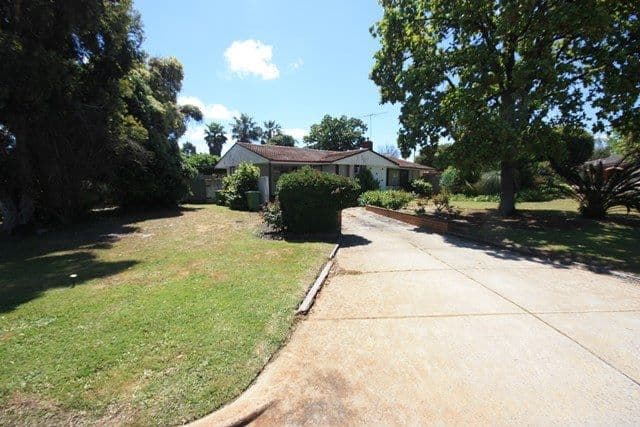 11 Lincoln Road, MORLEY WA 6062, Morley - Image 1