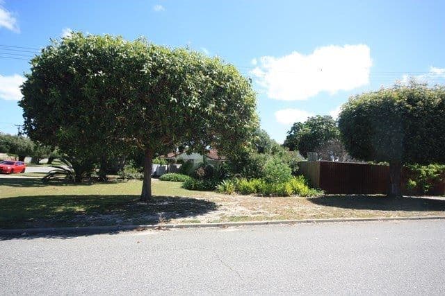 11 Lincoln Road, MORLEY WA 6062, Morley - Thumbnail 3