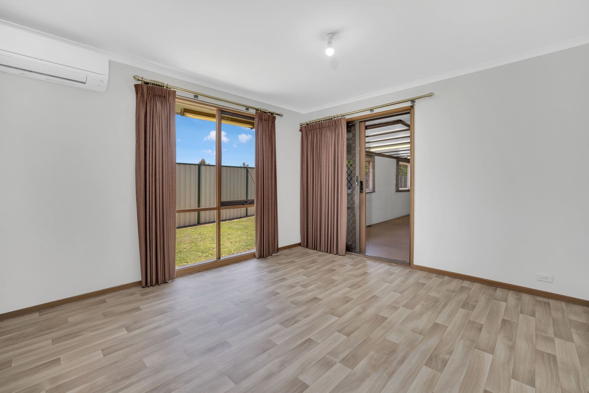 17 Buckingham Drive, Werribee VIC 3030, Werribee - Thumbnail 4