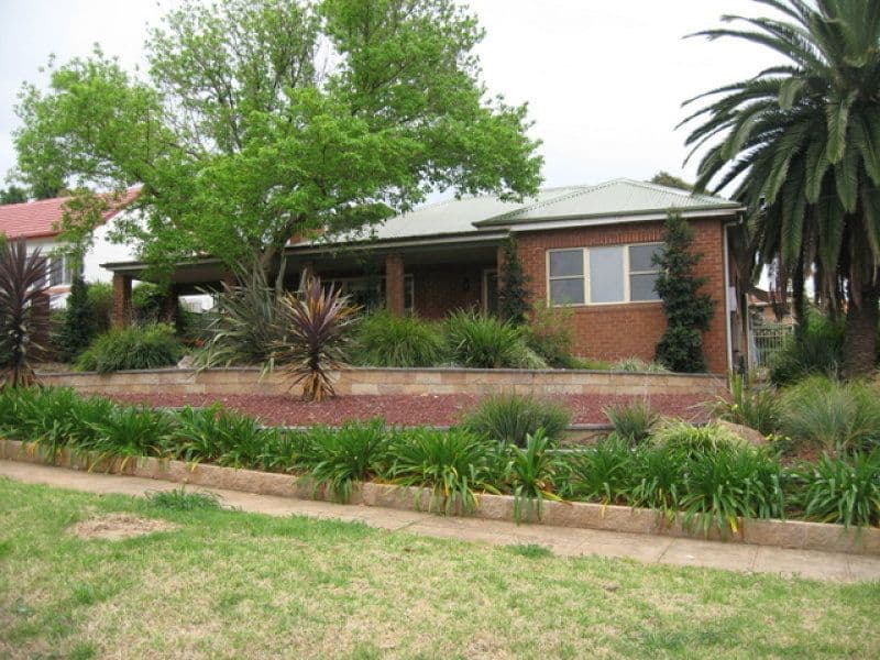 6 Want Street, Parkes - Image 1