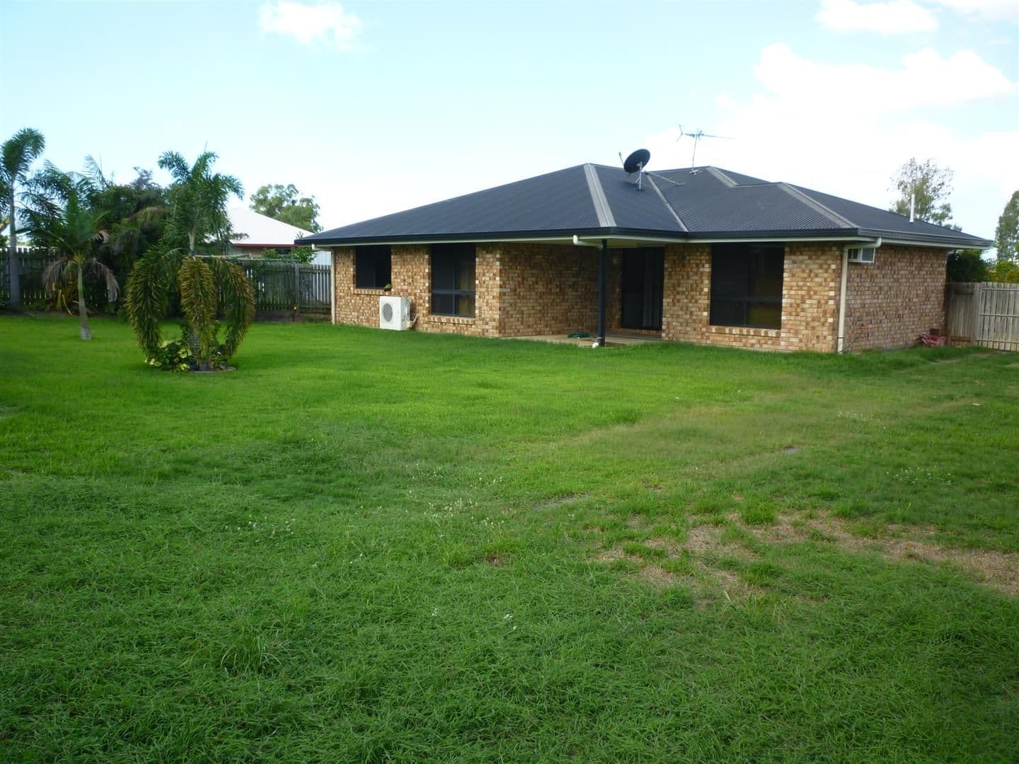 44 Donovan Crescent, Gracemere QLD 4702, Gracemere - Thumbnail 3