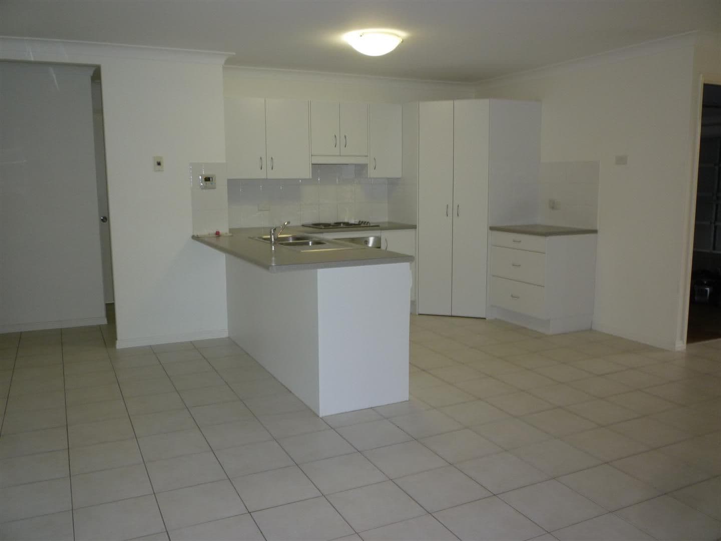 44 Donovan Crescent, Gracemere QLD 4702, Gracemere - Thumbnail 6