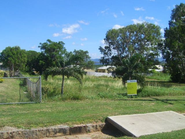 79 Hope Street, Cooktown QLD 4895, Cooktown - Thumbnail 2