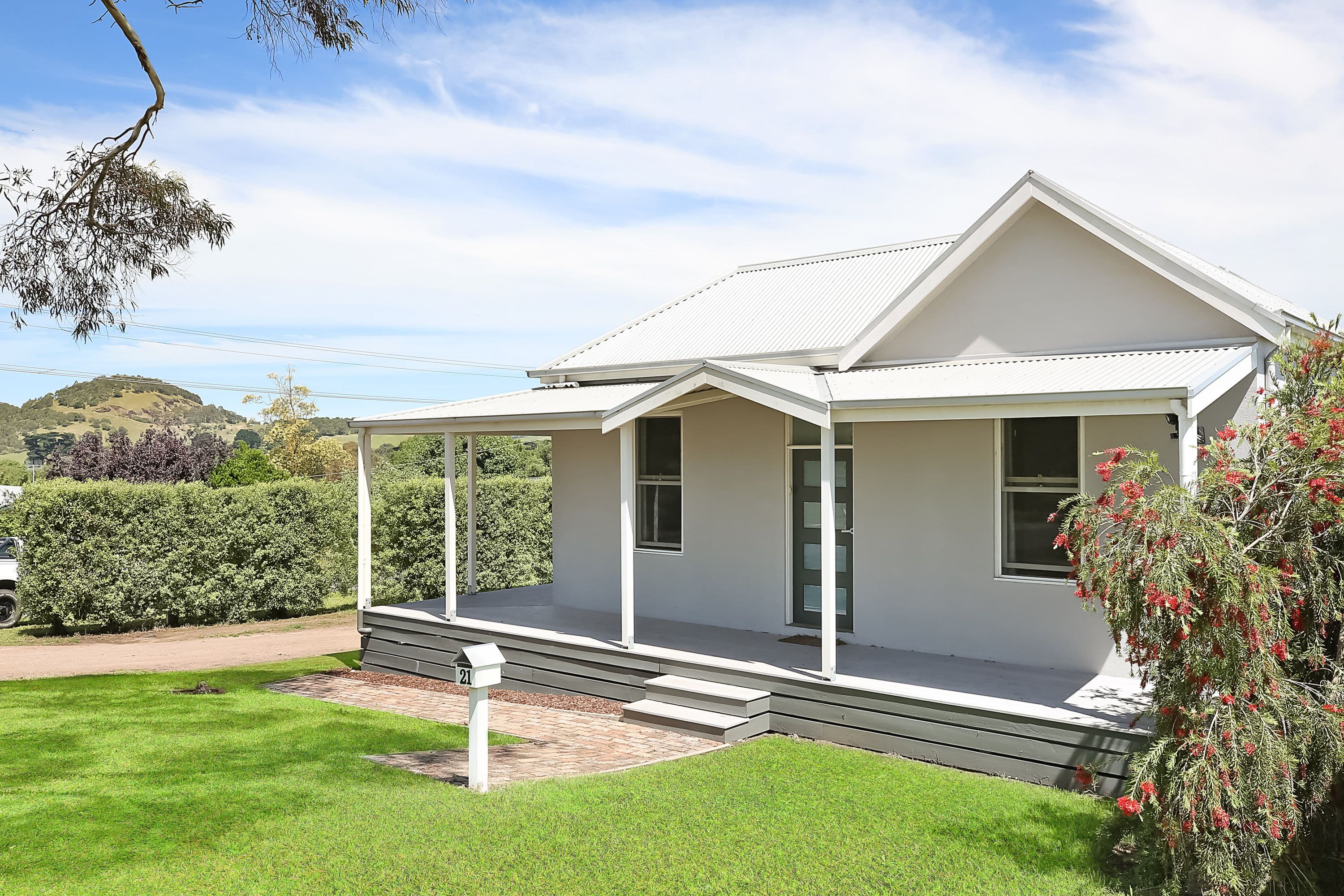 21 Fenton Street, Camperdown VIC 3260, Camperdown - Thumbnail 2
