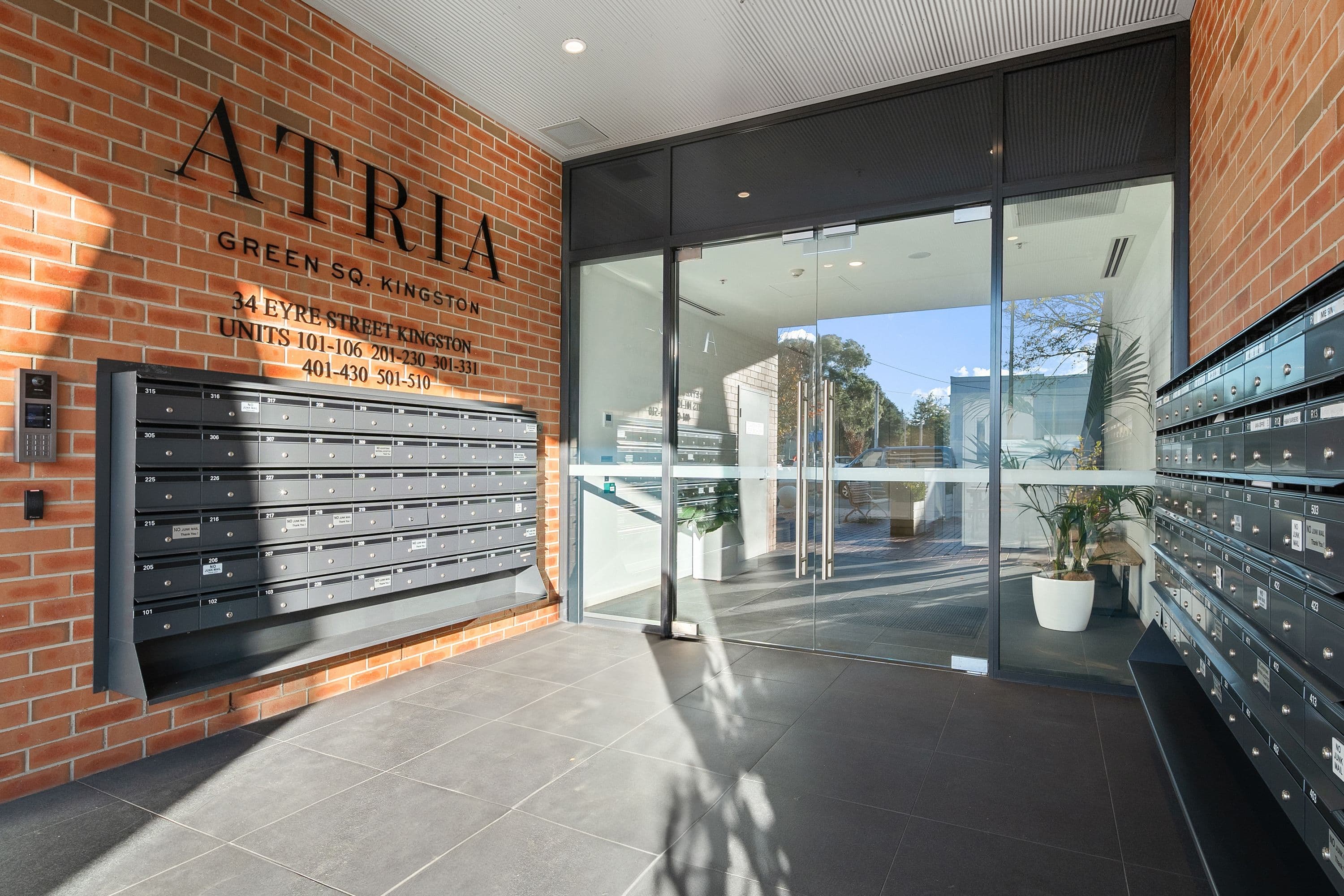 34 Eyre Street, Kingston ACT 2604, Kingston - Thumbnail 2