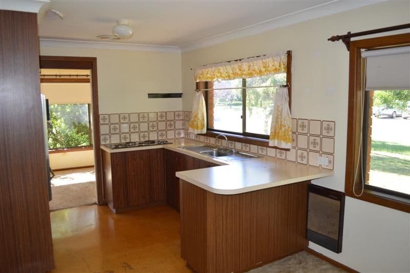 4 Kent Place, Dubbo NSW 2830, Dubbo - Thumbnail 2