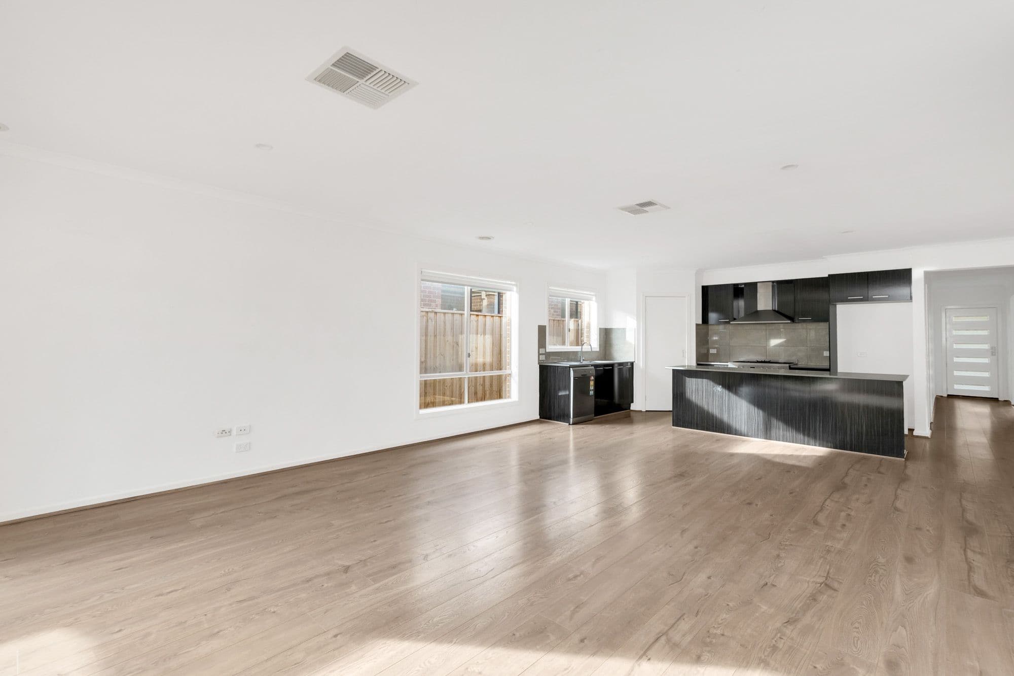 30 Dutch Avenue, MANOR LAKES VIC 3024, Manor Lakes - Thumbnail 5