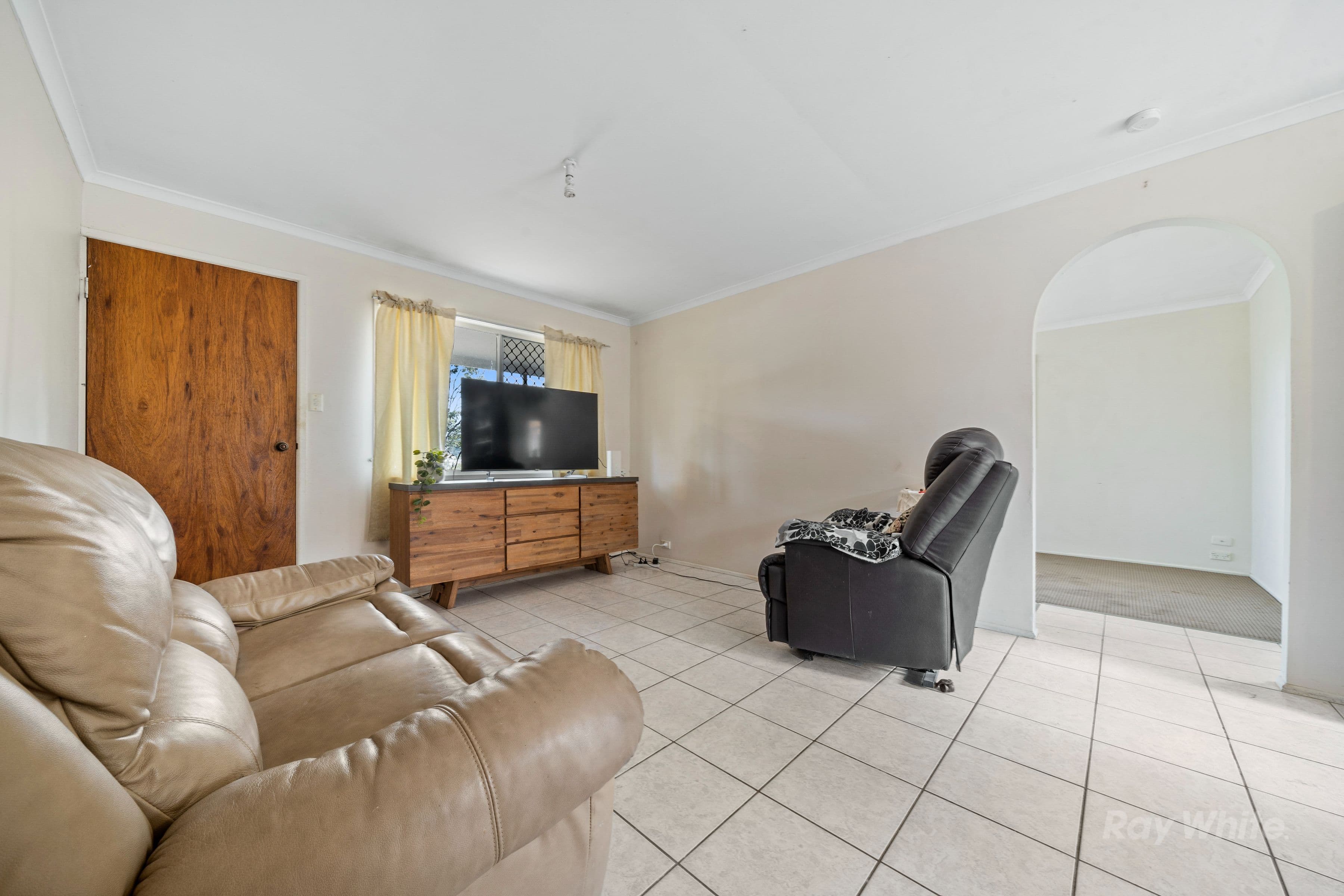 24 Girralong Street, Eagleby QLD 4207, Eagleby - Thumbnail 7