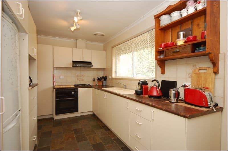 15 Old Hereford Road, MOUNT EVELYN VIC 3796, Mount Evelyn - Thumbnail 3