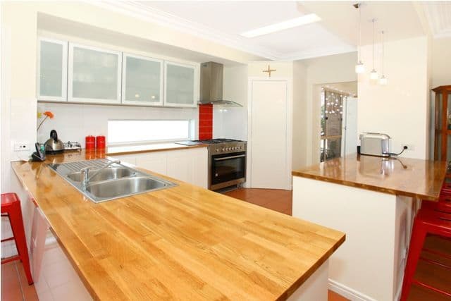 103 Port Jackson Boulevard, CLEAR ISLAND WATERS QLD 4226, Clear Island Waters - Thumbnail 8