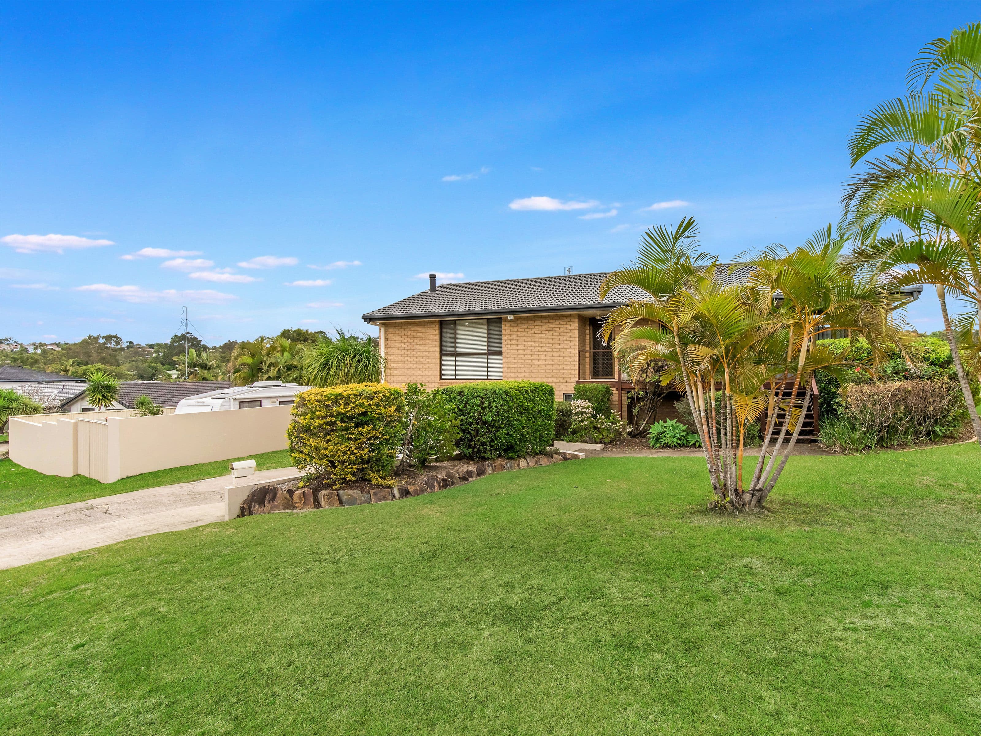 1 Aberdeen Court, Highland Park QLD 4211, Highland Park - Thumbnail 2