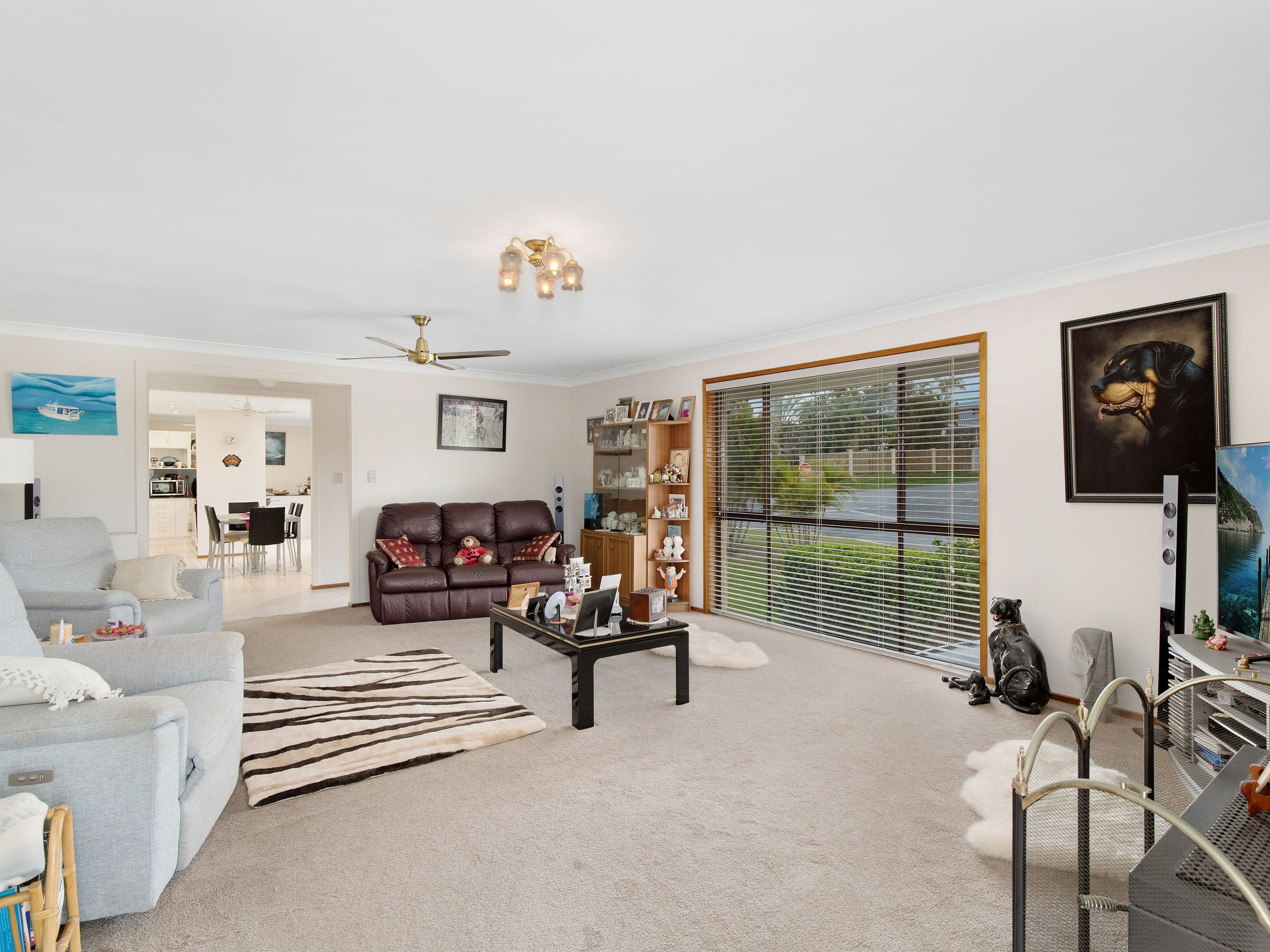 1 Aberdeen Court, Highland Park QLD 4211, Highland Park - Thumbnail 7