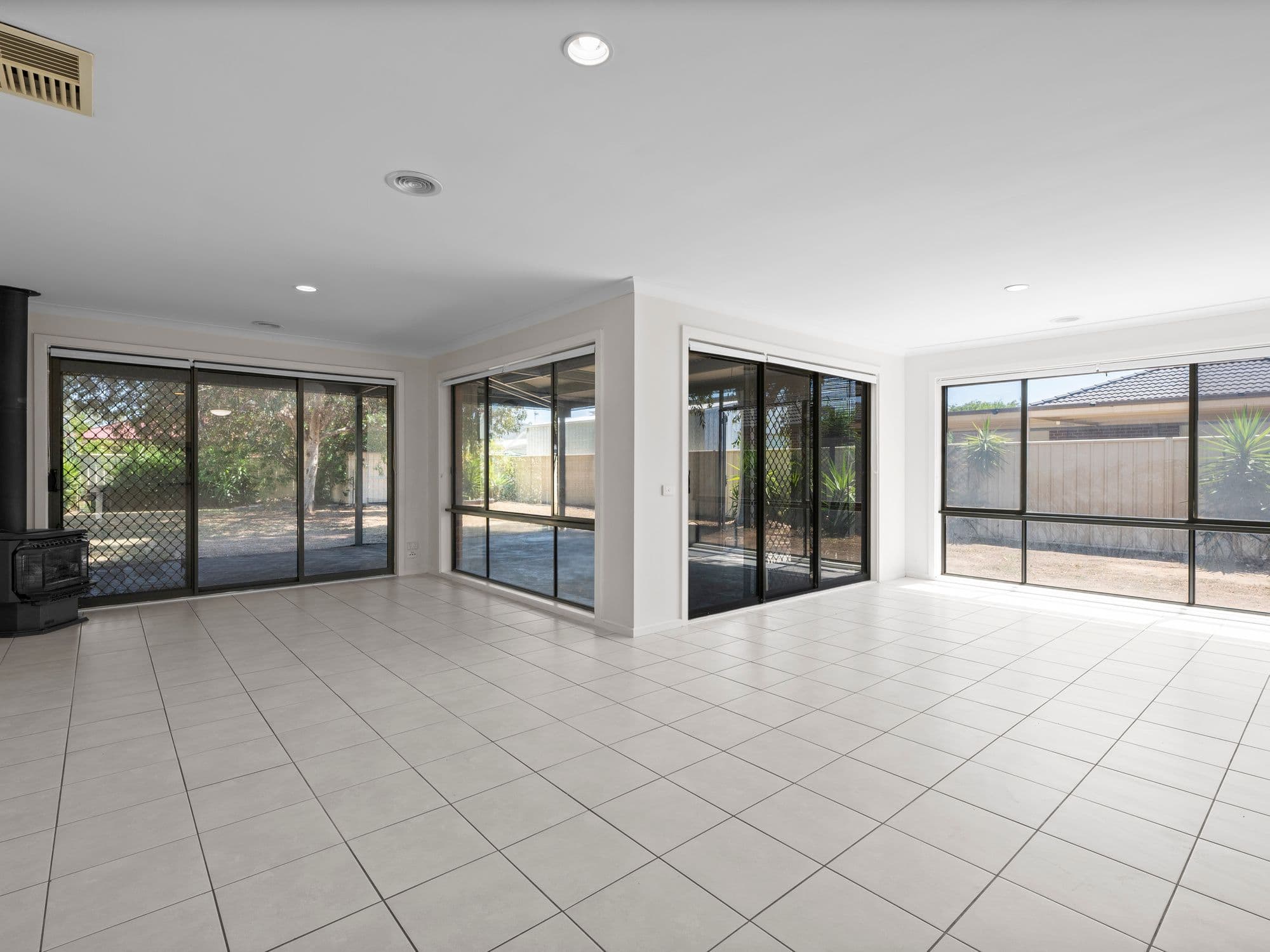 10 Schulz Street, Benalla VIC 3672, Benalla - Thumbnail 6