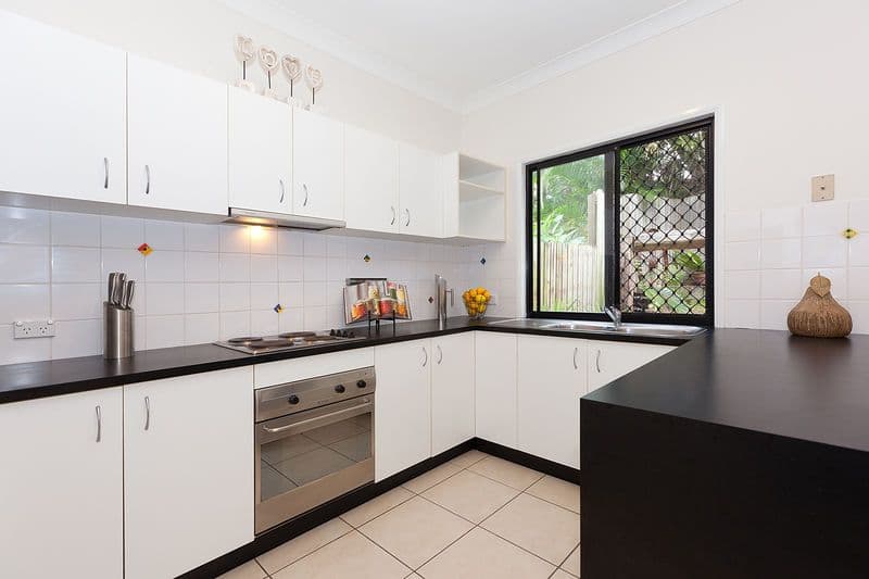303  Wynnum Road, NORMAN PARK QLD 4170, Norman Park - Thumbnail 3